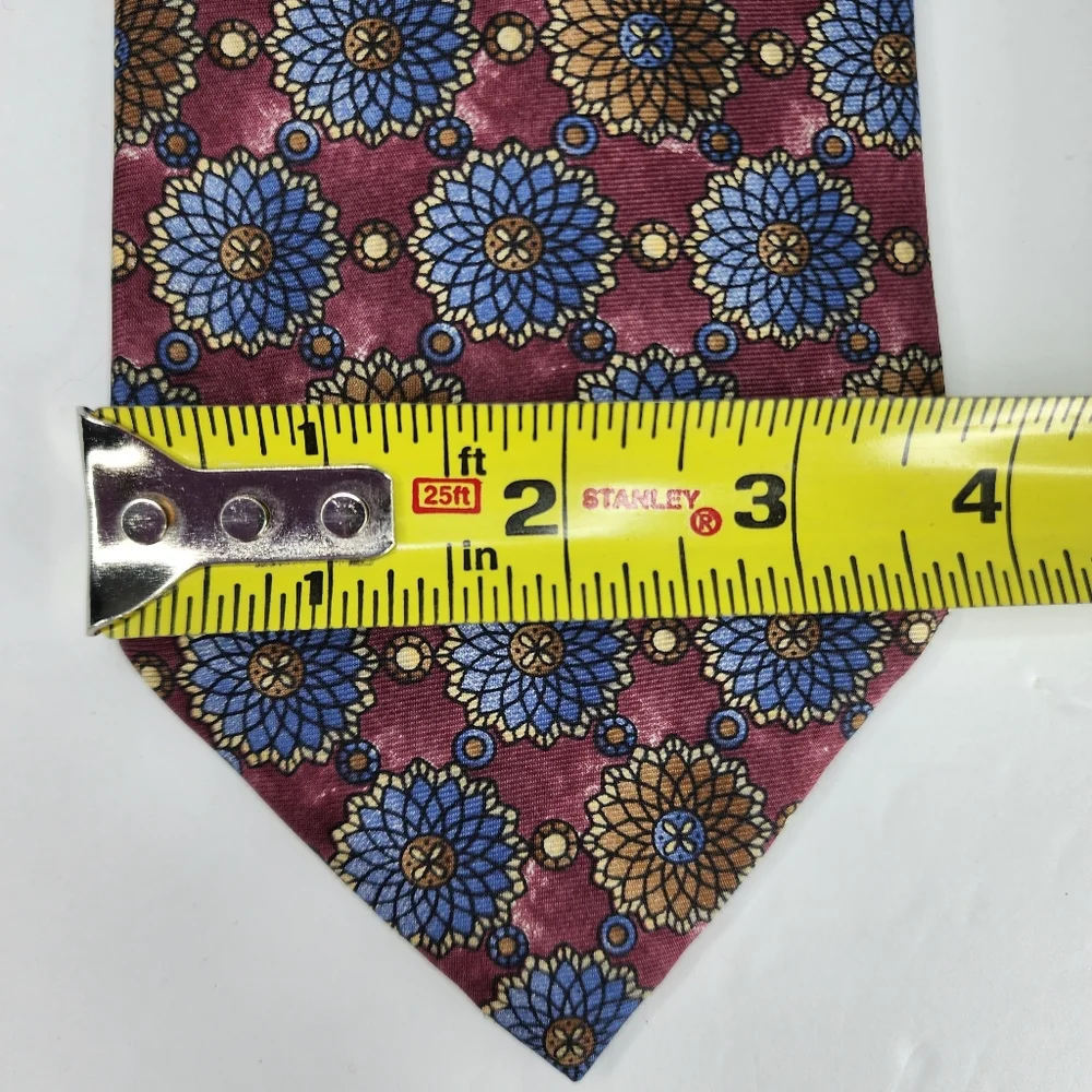 CHRISTIAN DIOR MONSIEUR Silk Floral Tie.